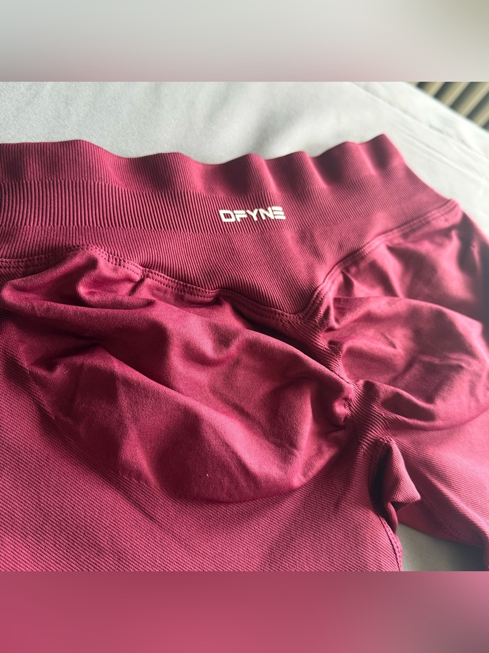 Dfyne Winter Berry 4.5” Impact Shorts Small - Picture 3 of 5